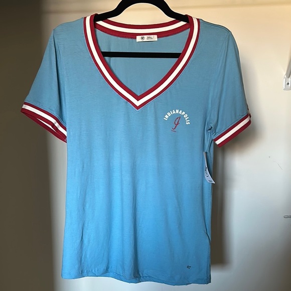 47 Brand Blue V-Neck Women's Top - Picture 1 of 3